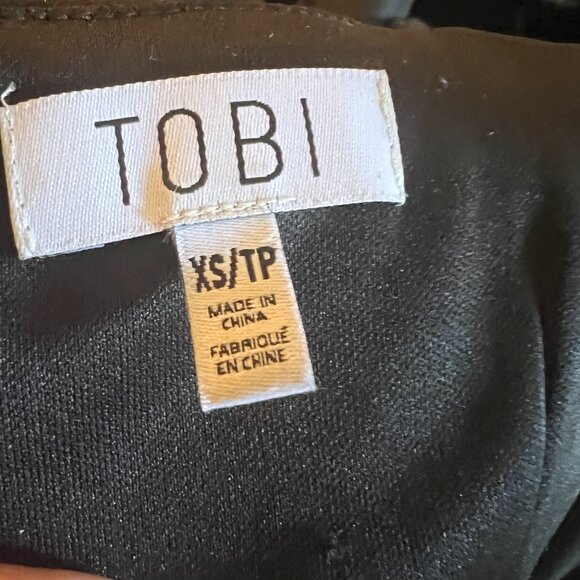 The Perfect Little Black Dress by Tobi - XS/TP - Deep Plunge Neckline - Picture 7 of 11